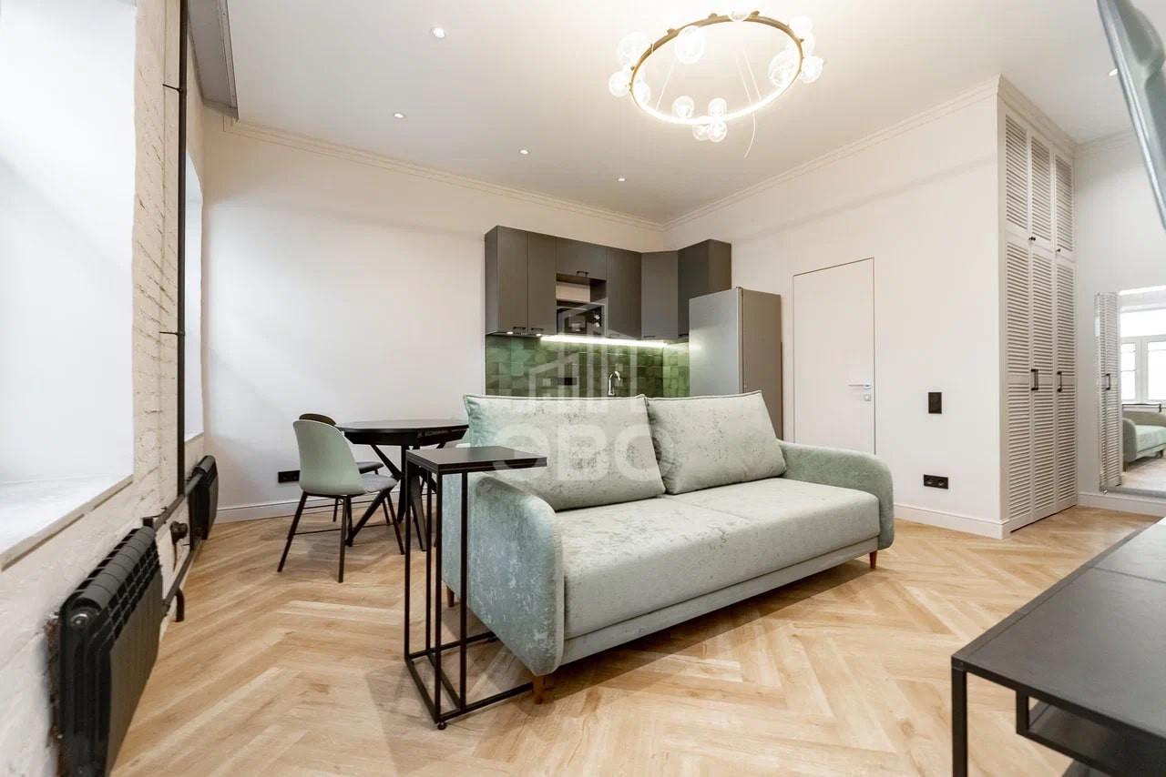 студия в Санкт-Петербурге по адресу: Невский проспект, 88, литера Б