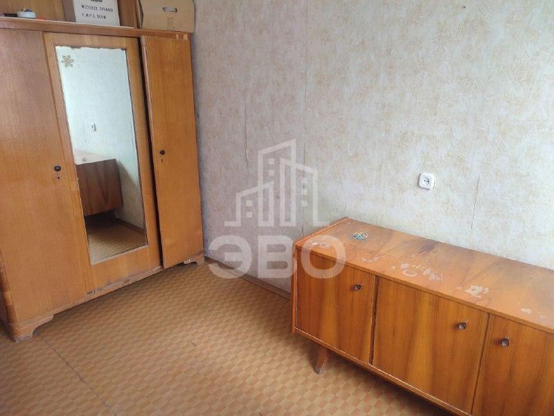 трехкомнатная квартира в Санкт-Петербурге по адресу: Тамбасова ул., 6, к 1