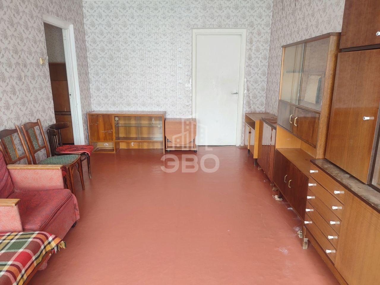 трехкомнатная квартира в Санкт-Петербурге по адресу: Тамбасова ул., 6, к 1