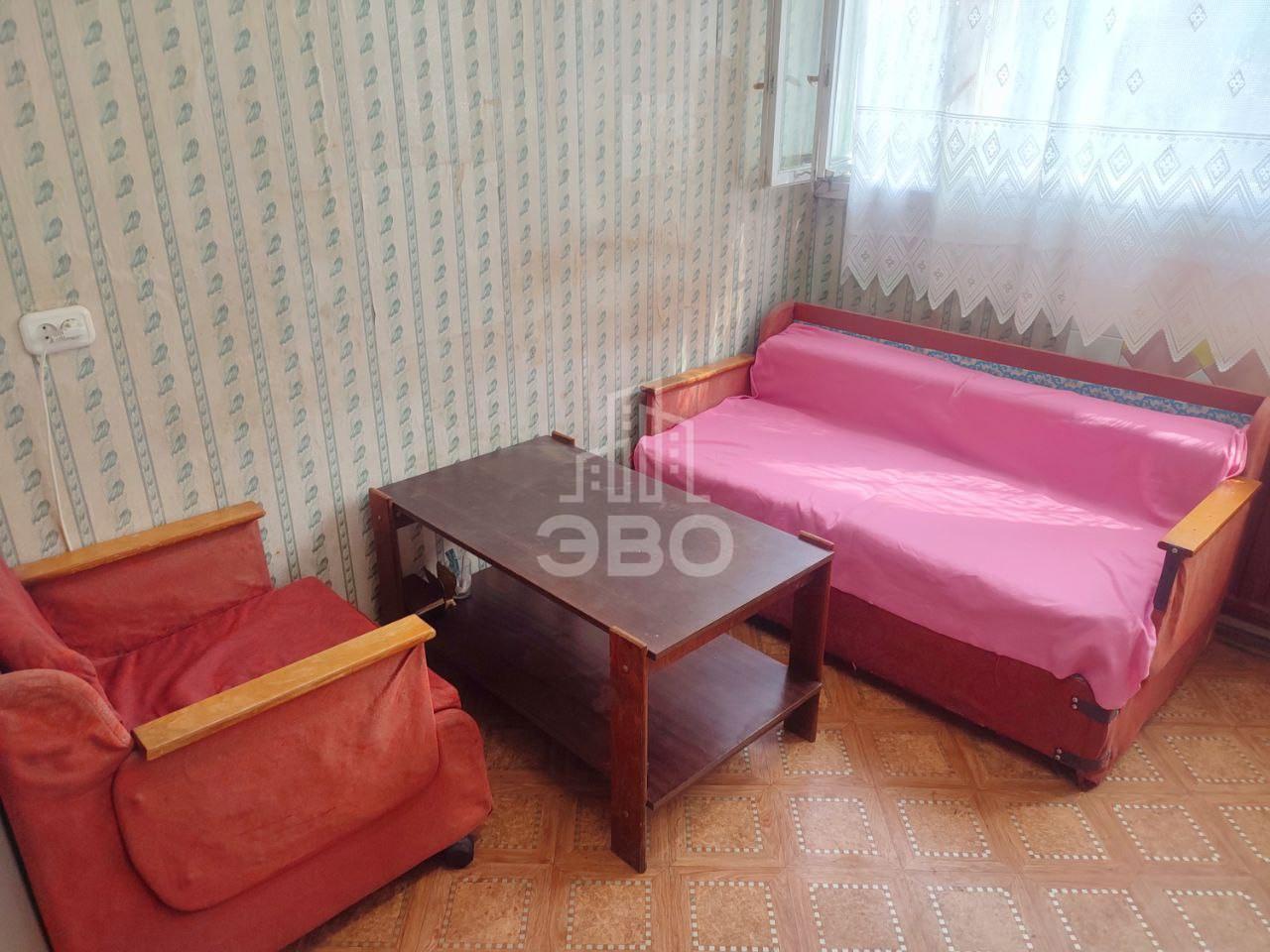 трехкомнатная квартира в Санкт-Петербурге по адресу: Тамбасова ул., 6, к 1