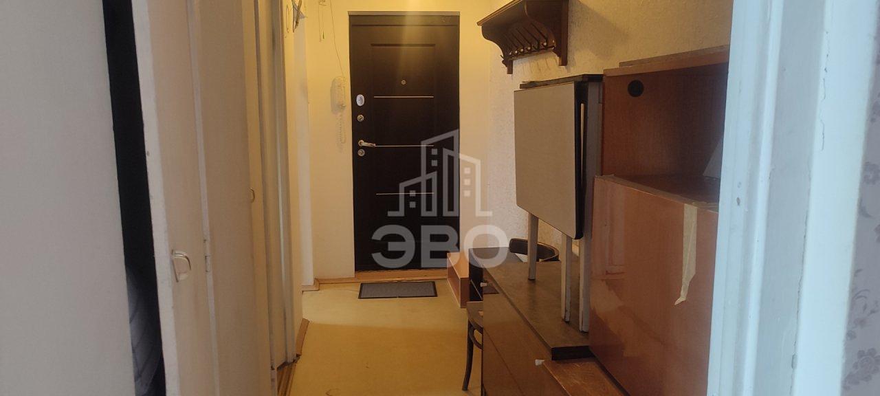 трехкомнатная квартира в Санкт-Петербурге по адресу: Тамбасова ул., 6, к 1