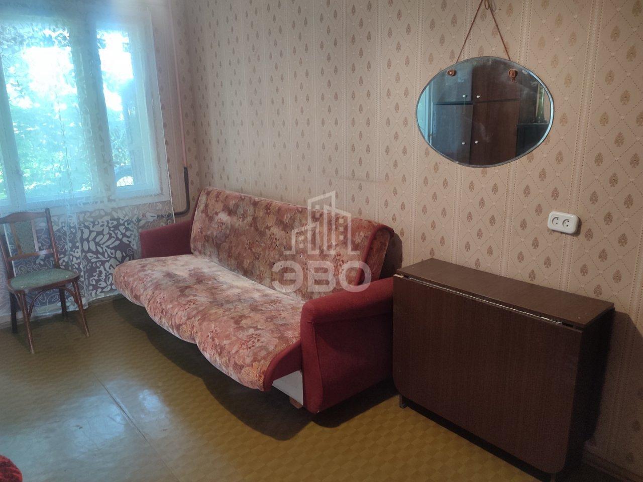 трехкомнатная квартира в Санкт-Петербурге по адресу: Тамбасова ул., 6, к 1