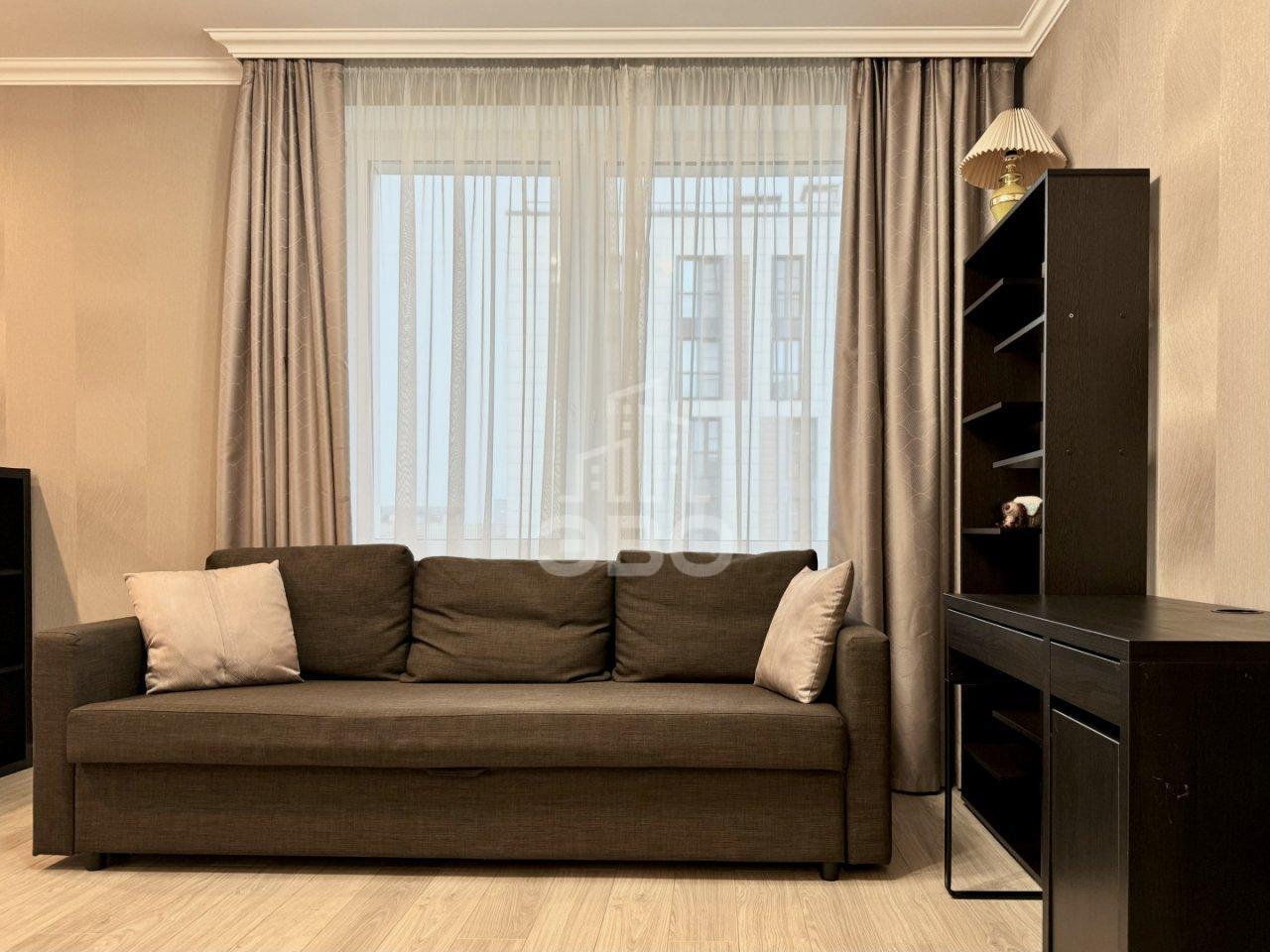 однокомнатная квартира в Санкт-Петербурге по адресу: Кременчугская ул., 13, к 1