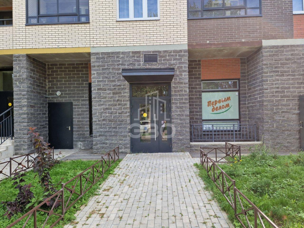 коммерция в Санкт-Петербурге по адресу: Шоссе в Лаврики ул., 72, к 2