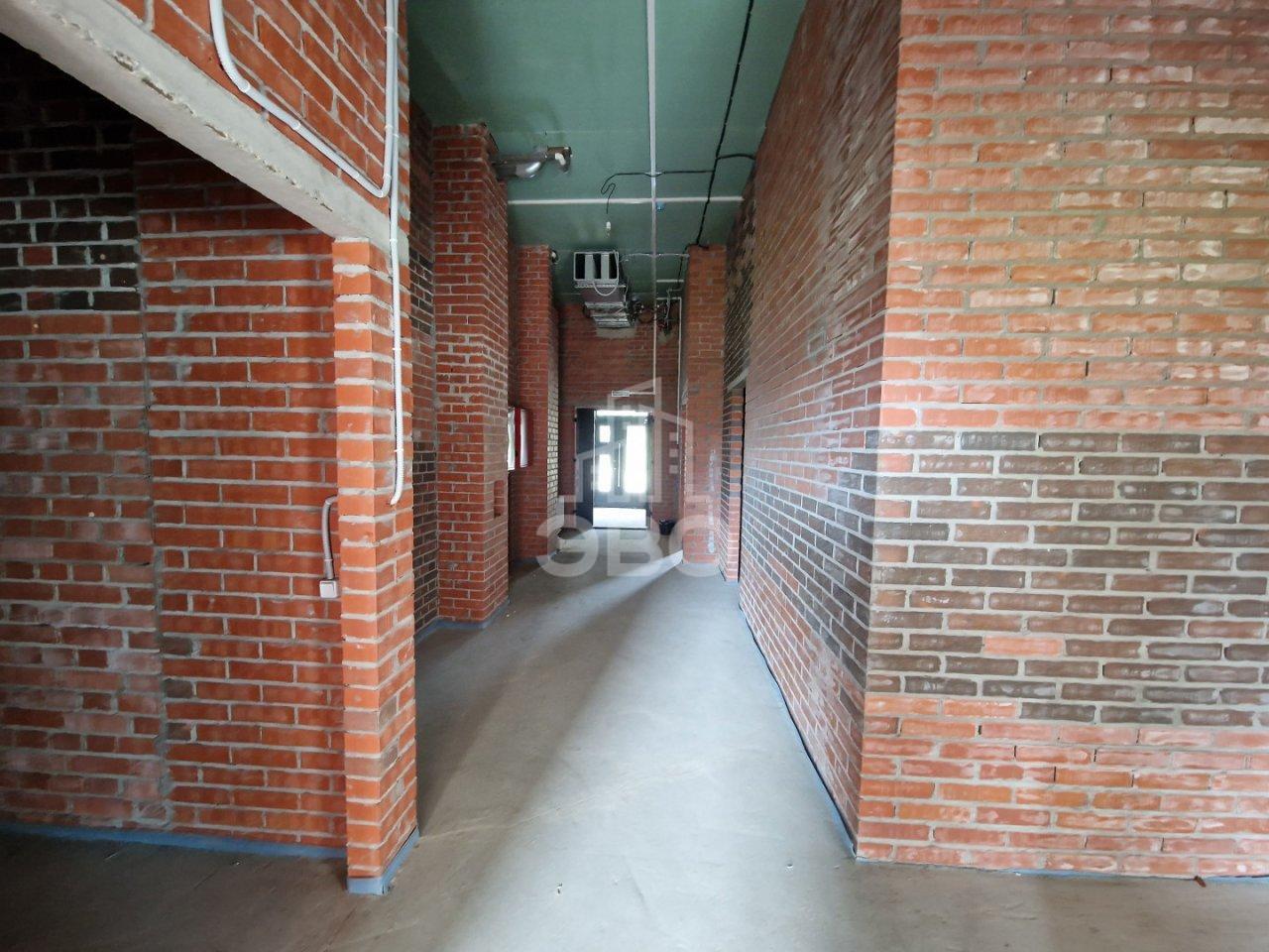 коммерция в Санкт-Петербурге по адресу: Шоссе в Лаврики ул., 72, к 2