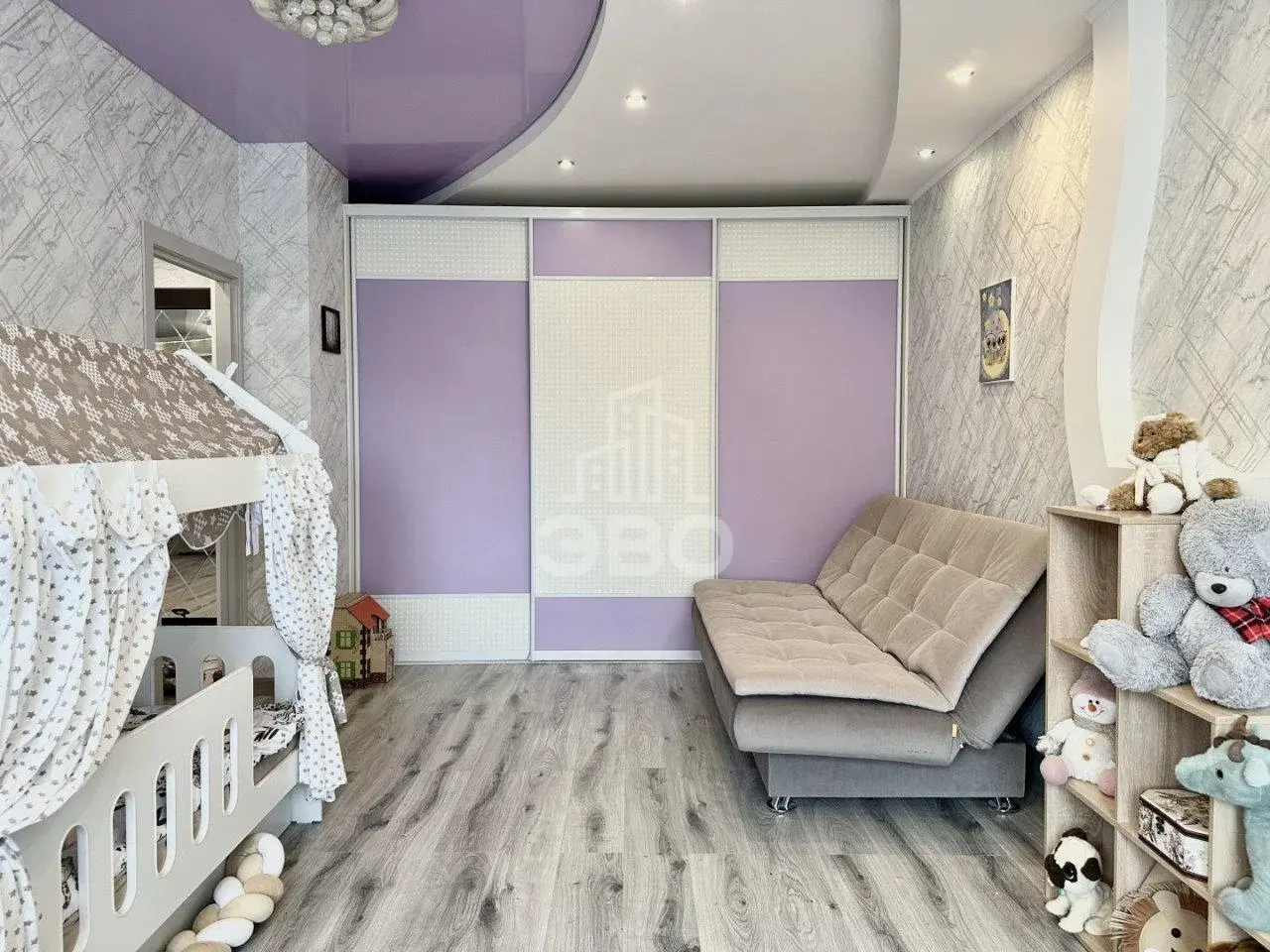 двухкомнатная квартира в Санкт-Петербурге по адресу: Королёва проспект, 63, к 2