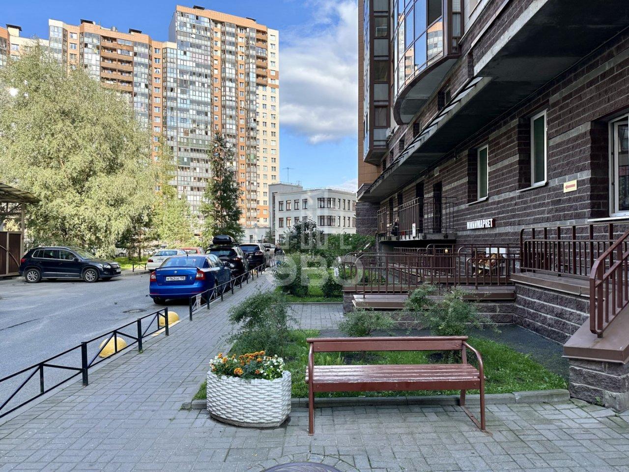 двухкомнатная квартира в Санкт-Петербурге по адресу: Королёва проспект, 63, к 2