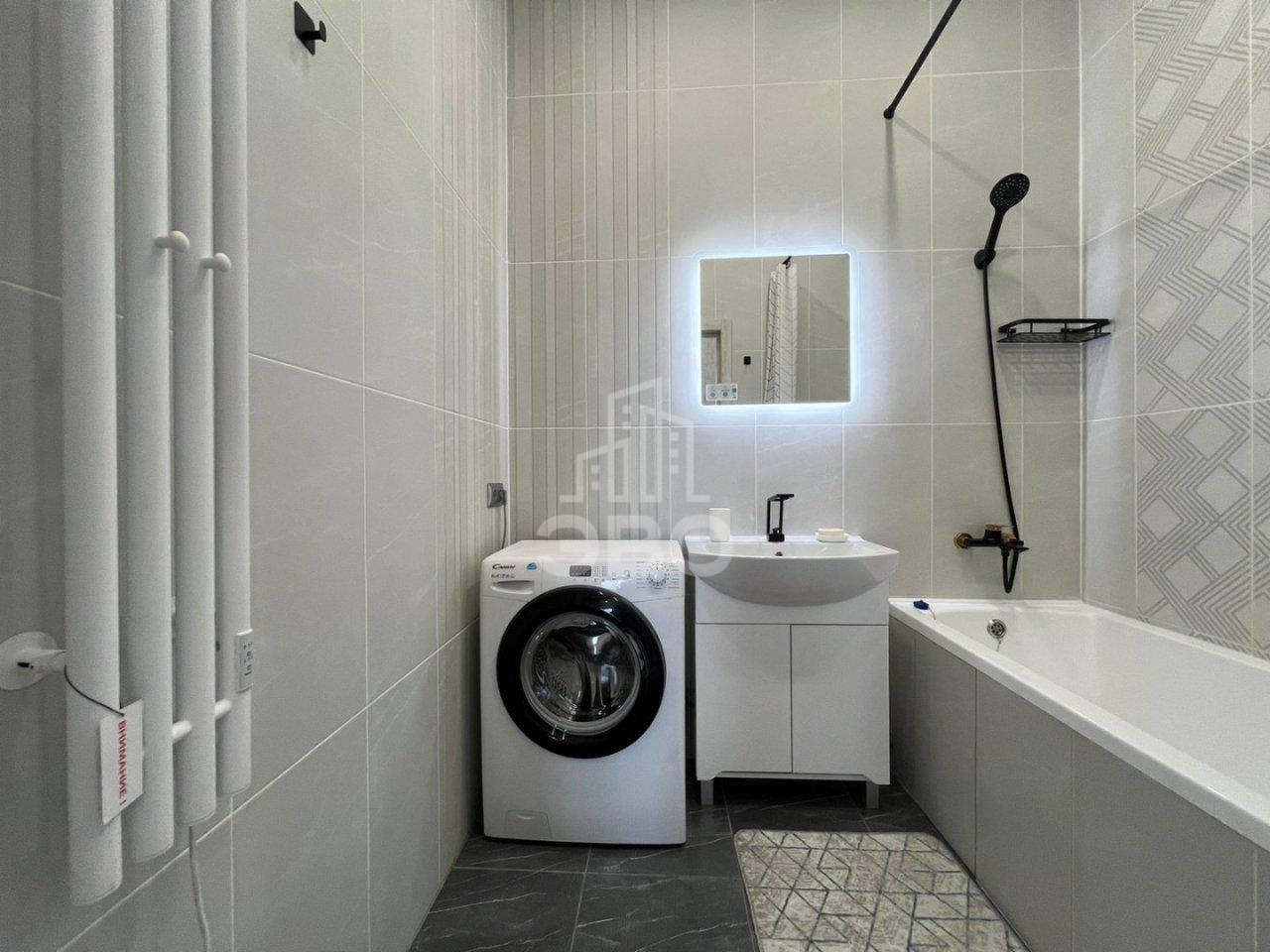 двухкомнатная квартира в Санкт-Петербурге по адресу: Строителей проспект, 1, к 1