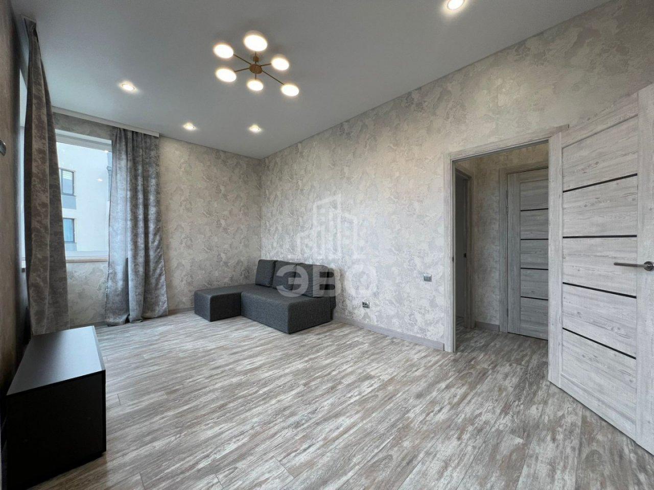 двухкомнатная квартира в Санкт-Петербурге по адресу: Строителей проспект, 1, к 1