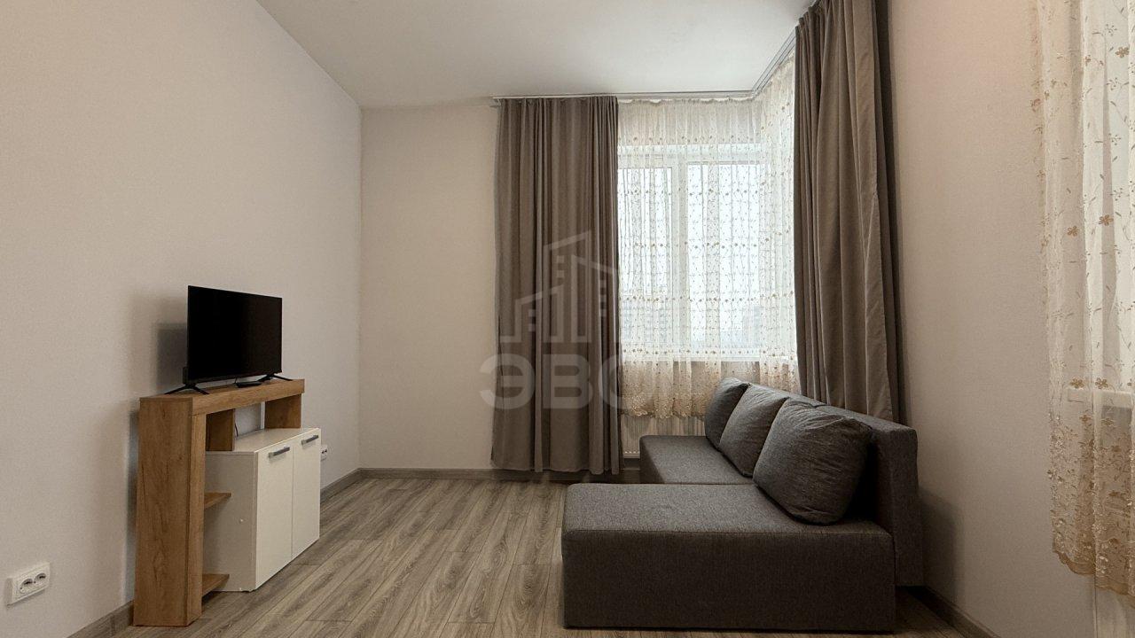 двухкомнатная квартира в Ленинградской области по адресу: Строителей проспект, 1, к 1