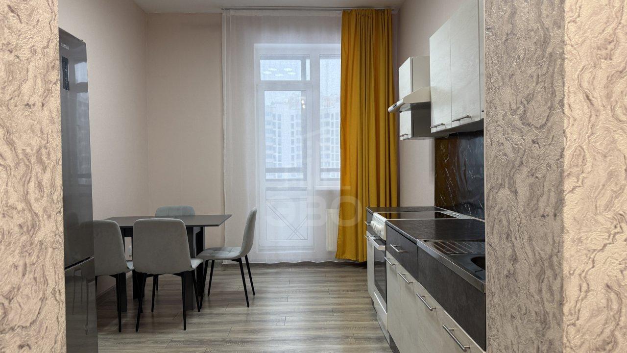 двухкомнатная квартира в Ленинградской области по адресу: Строителей проспект, 1, к 1