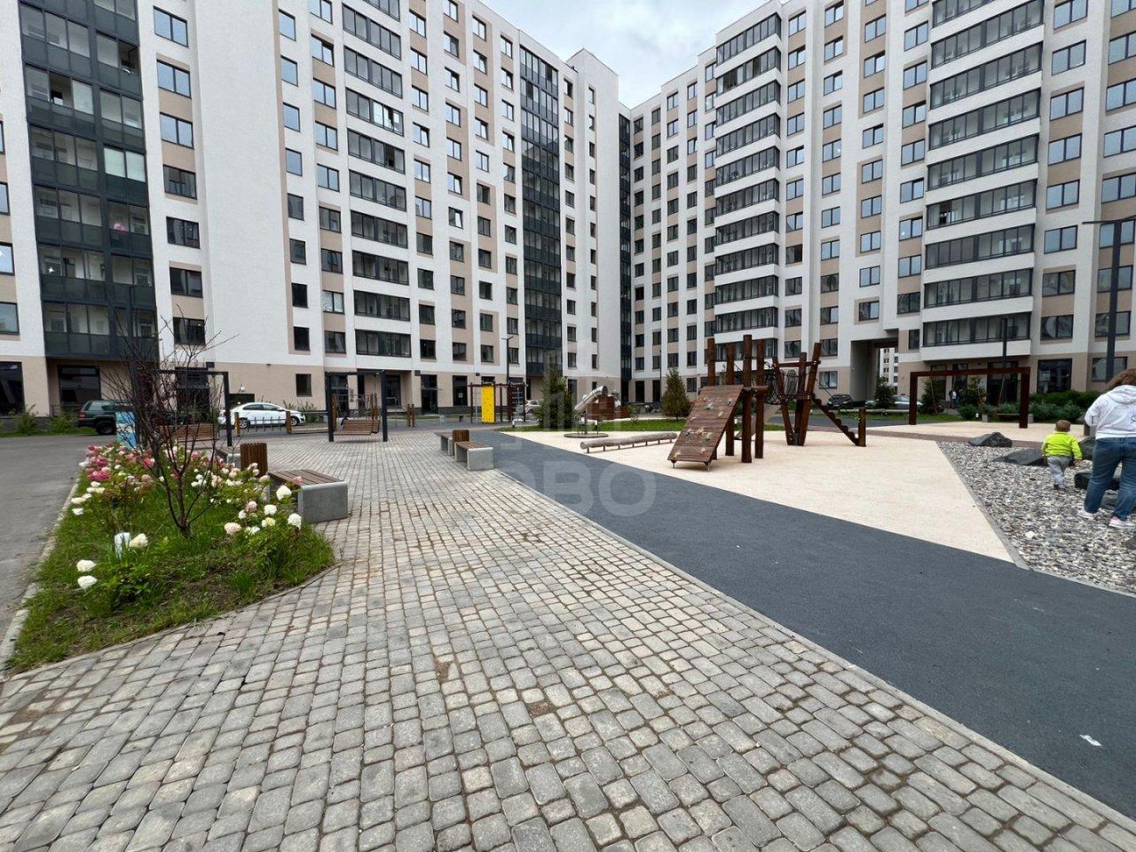 двухкомнатная квартира в Ленинградской области по адресу: Строителей проспект, 1, к 1