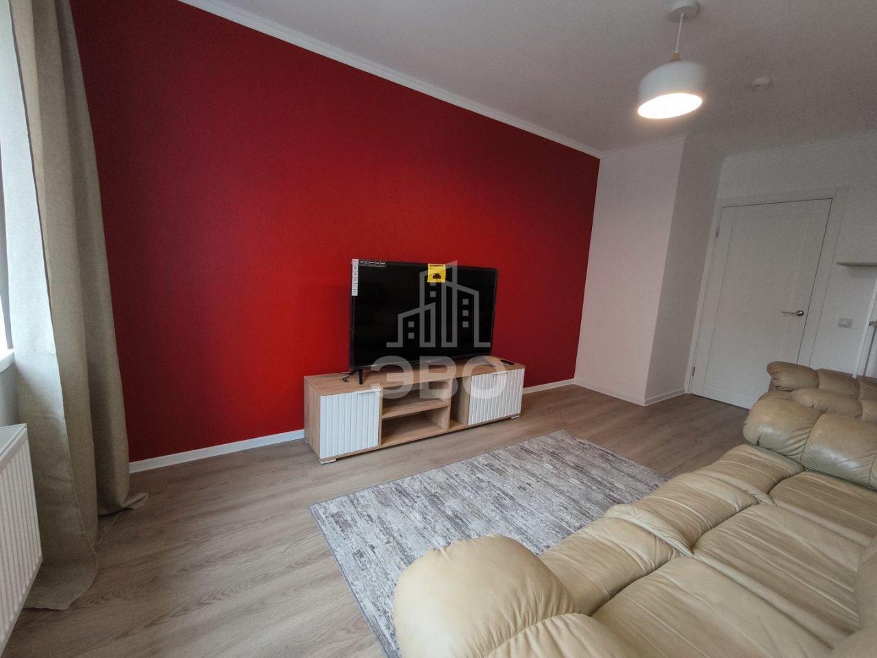 трехкомнатная квартира в Санкт-Петербурге по адресу: Гудиловская ул., 6, к 1