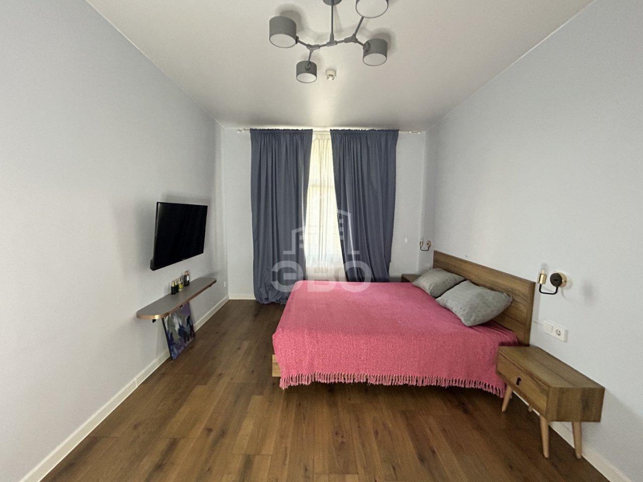 однокомнатная квартира в Санкт-Петербурге по адресу: Савушкина ул., 104, строение 1