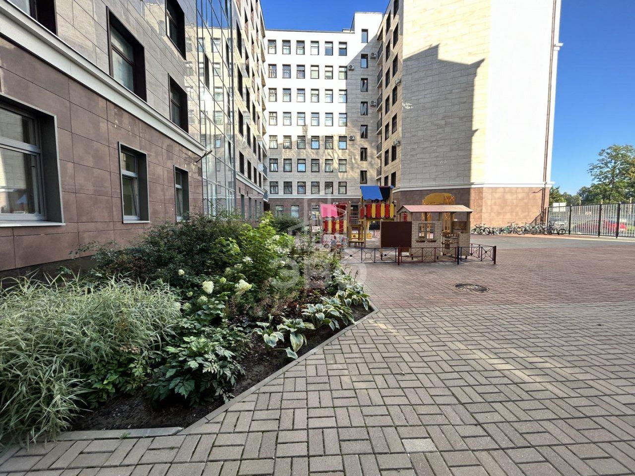 однокомнатная квартира в Санкт-Петербурге по адресу: Савушкина ул., 104, строение 1