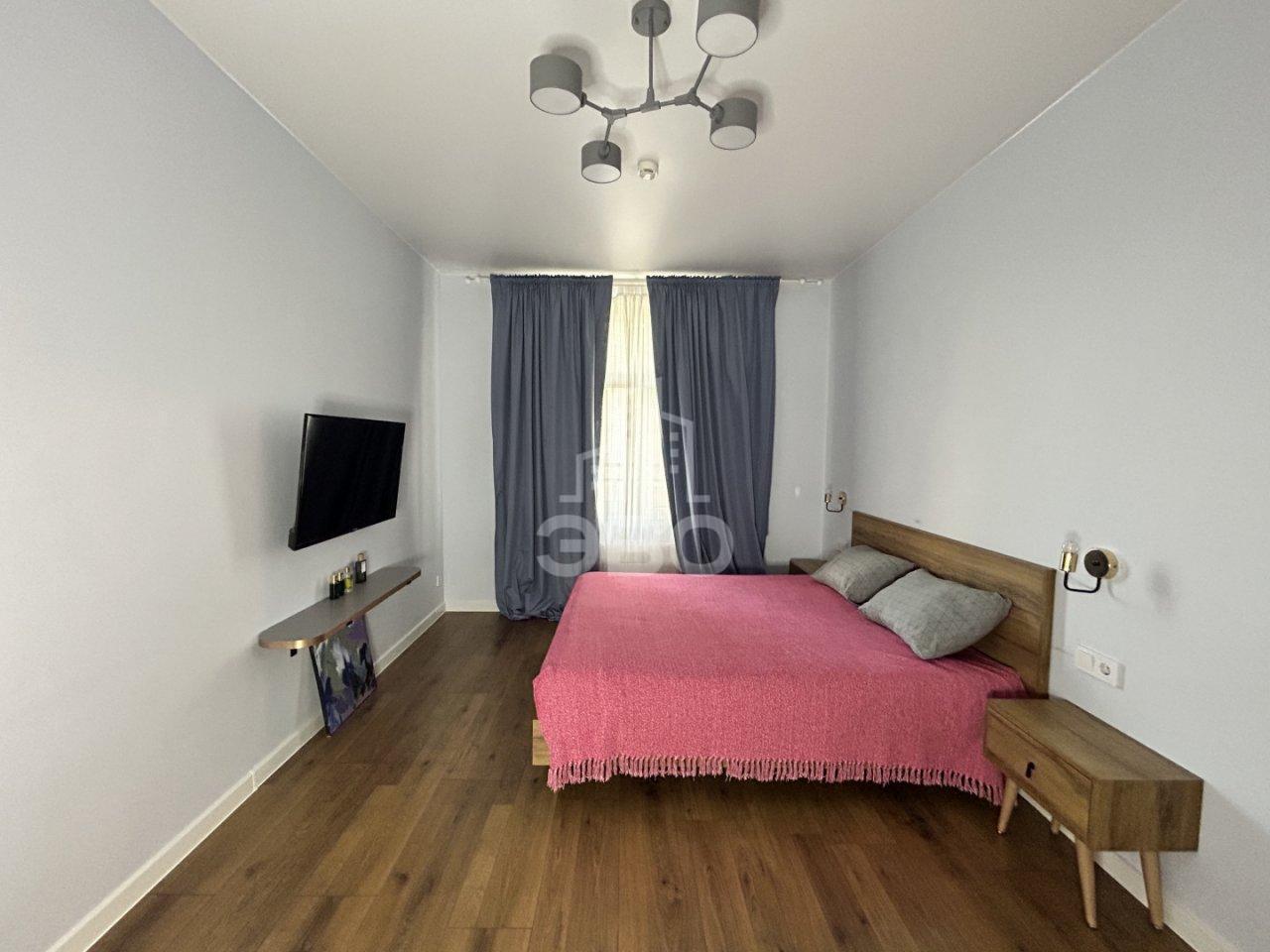 однокомнатная квартира в Санкт-Петербурге по адресу: Савушкина ул., 104, строение 1