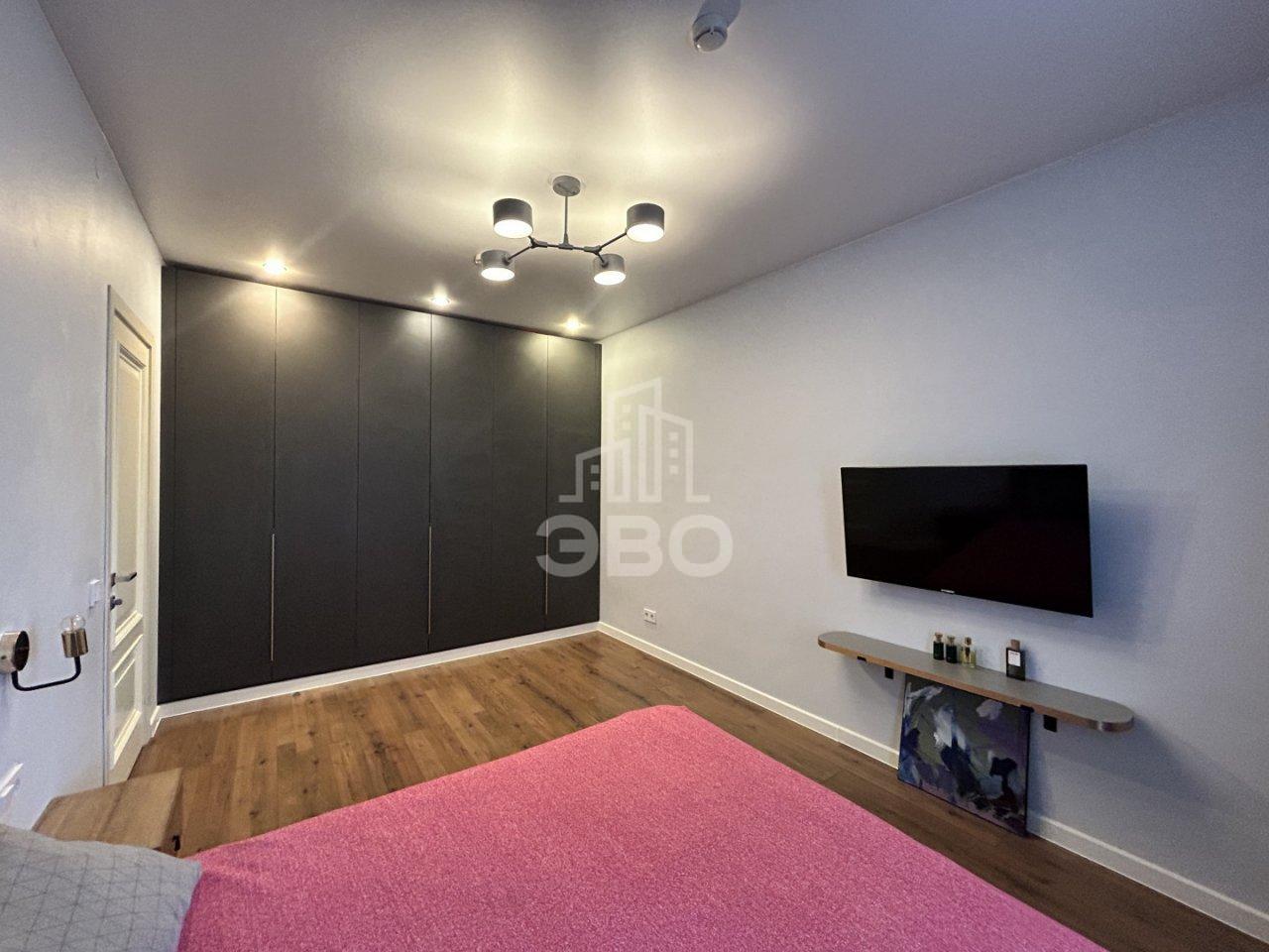 однокомнатная квартира в Санкт-Петербурге по адресу: Савушкина ул., 104, строение 1