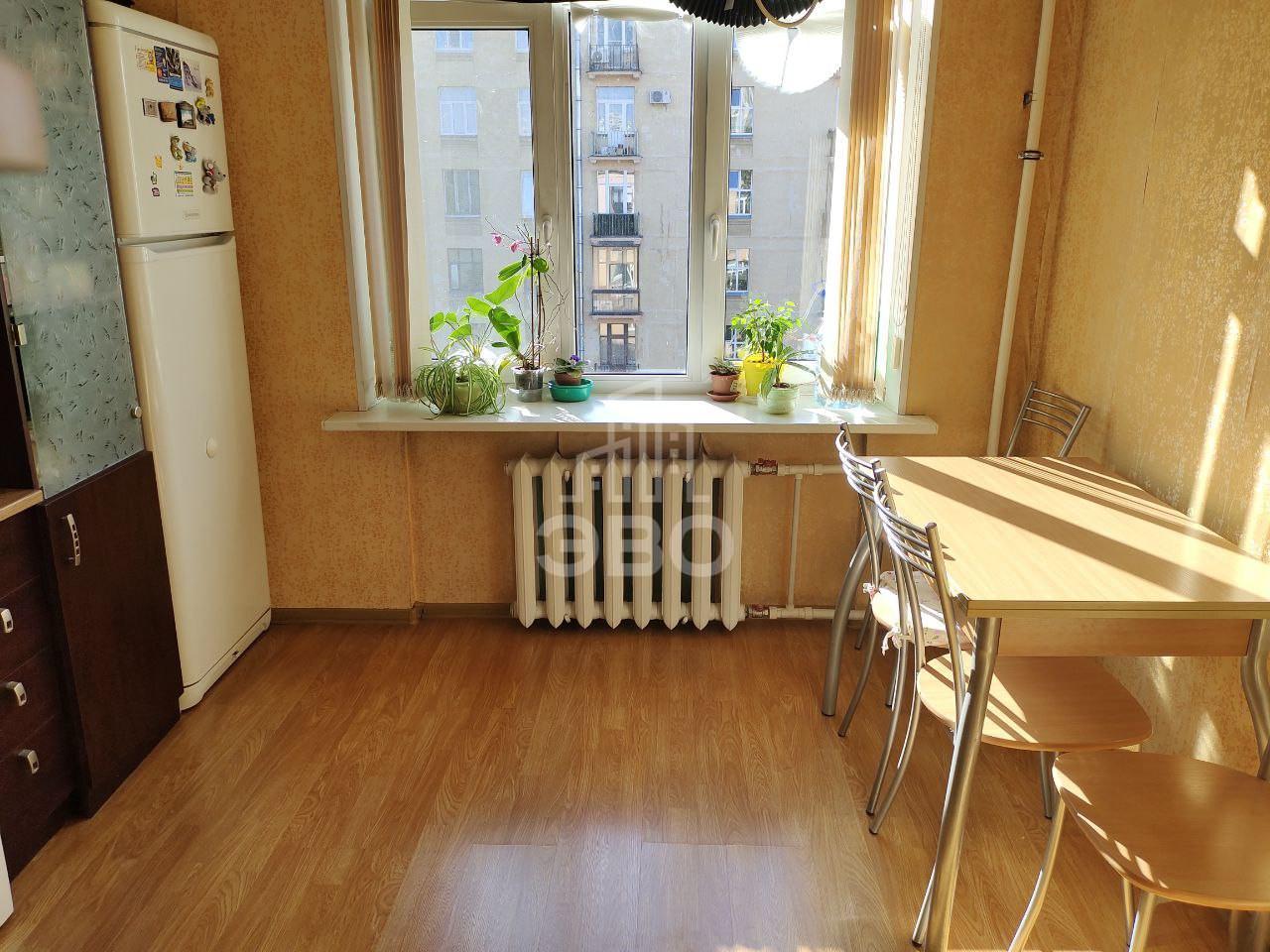 однокомнатная квартира в Санкт-Петербурге по адресу: Типанова ул., 10