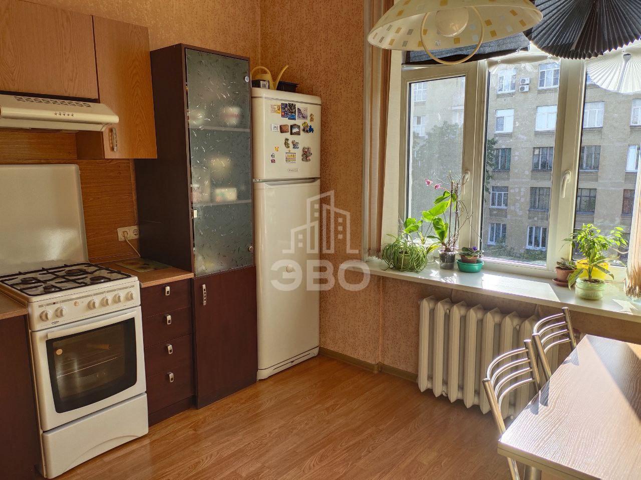 однокомнатная квартира в Санкт-Петербурге по адресу: Типанова ул., 10