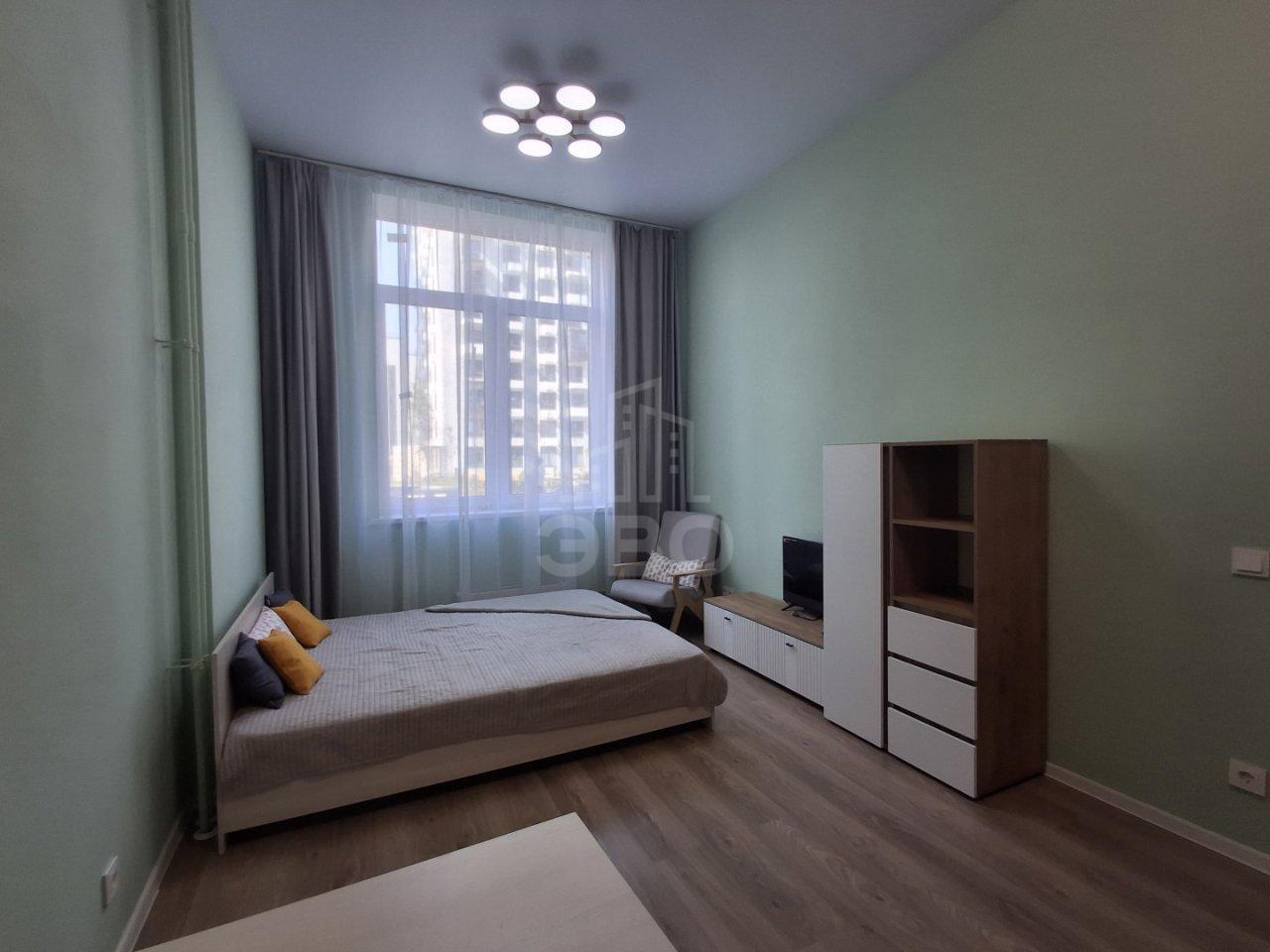 трехкомнатная квартира в Санкт-Петербурге по адресу: Голландская ул., 18, к 1