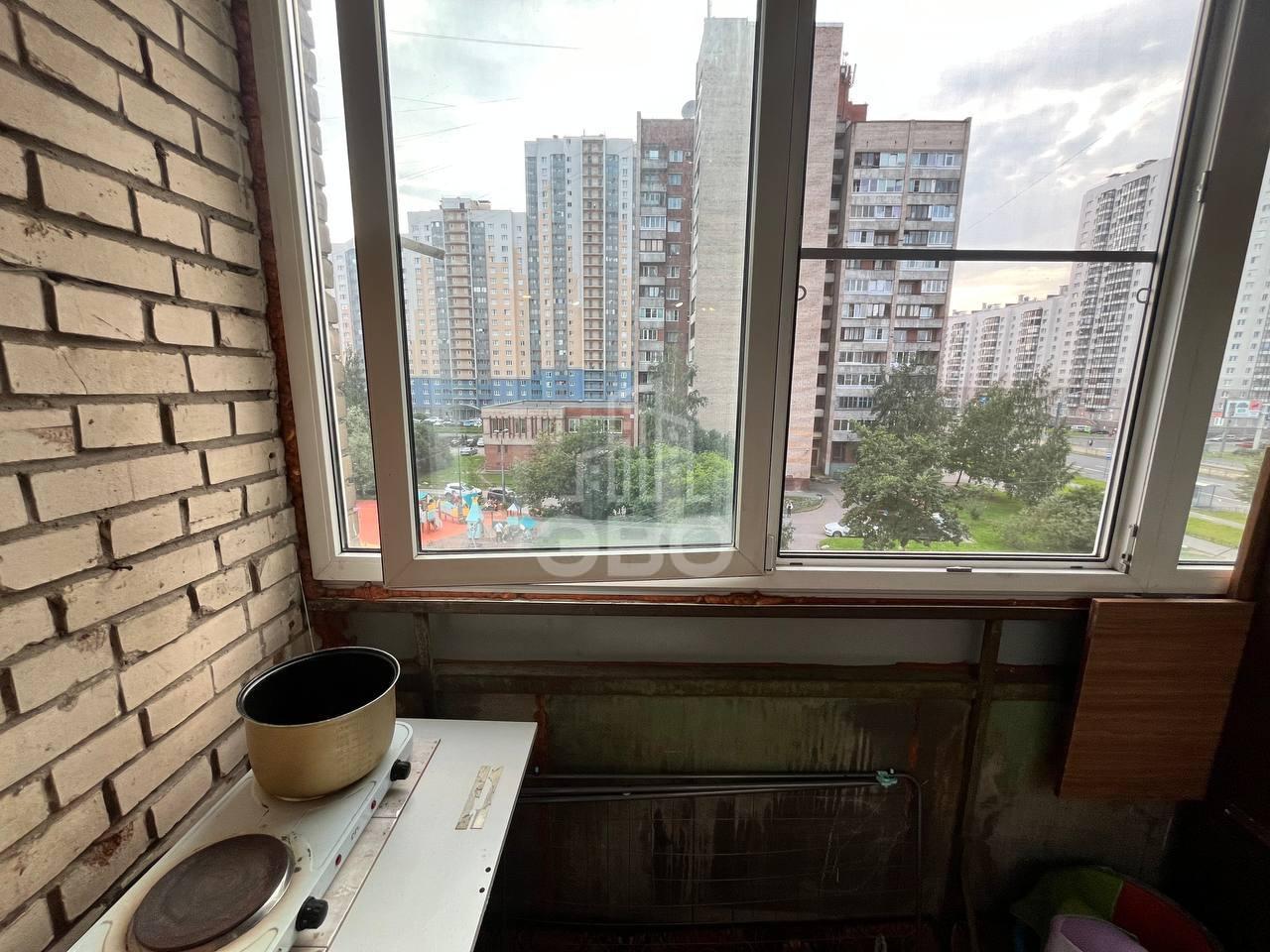 комната в Санкт-Петербурге по адресу: Коллонтай ул., 9