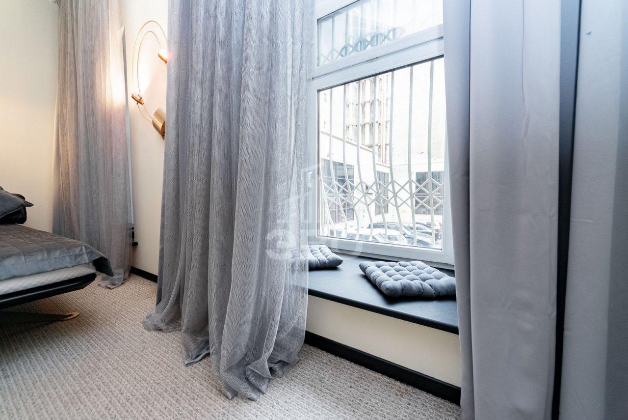 двухкомнатная квартира в Санкт-Петербурге по адресу: Пушкинская ул., 18