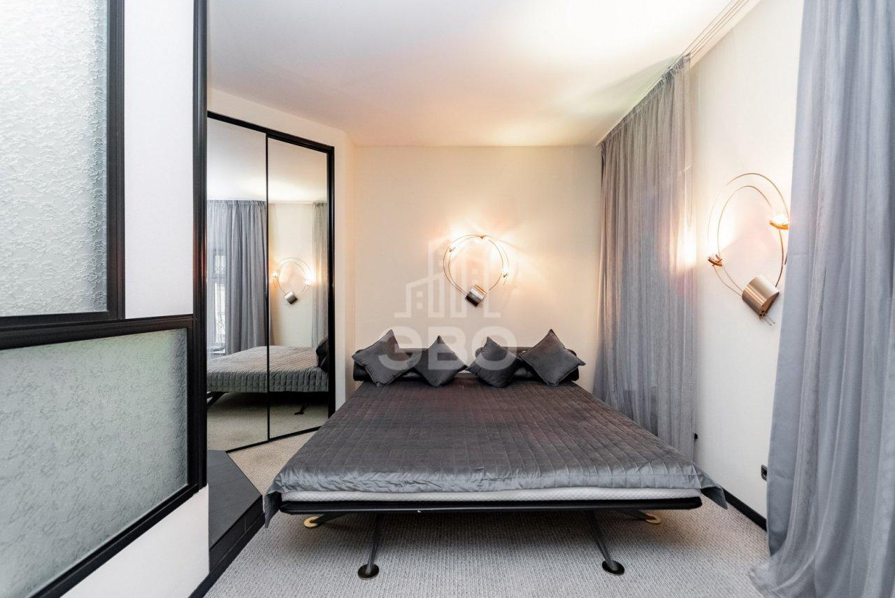 двухкомнатная квартира в Санкт-Петербурге по адресу: Пушкинская ул., 18