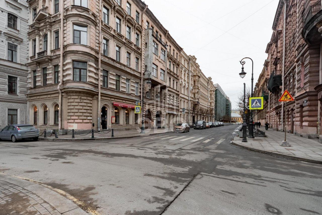 двухкомнатная квартира в Санкт-Петербурге по адресу: Пушкинская ул., 18