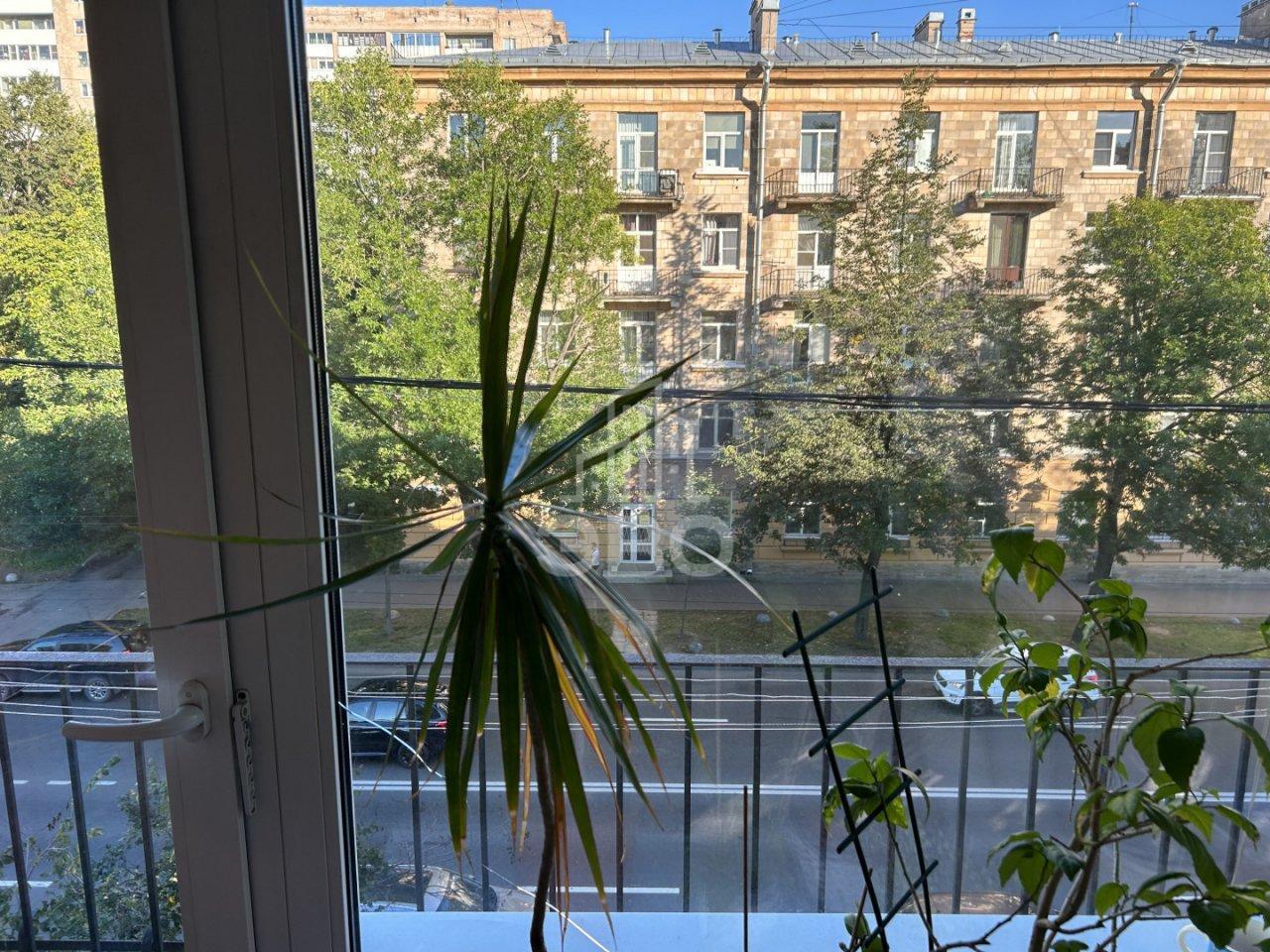 однокомнатная квартира в Санкт-Петербурге по адресу: Кондратьевский проспект, 58