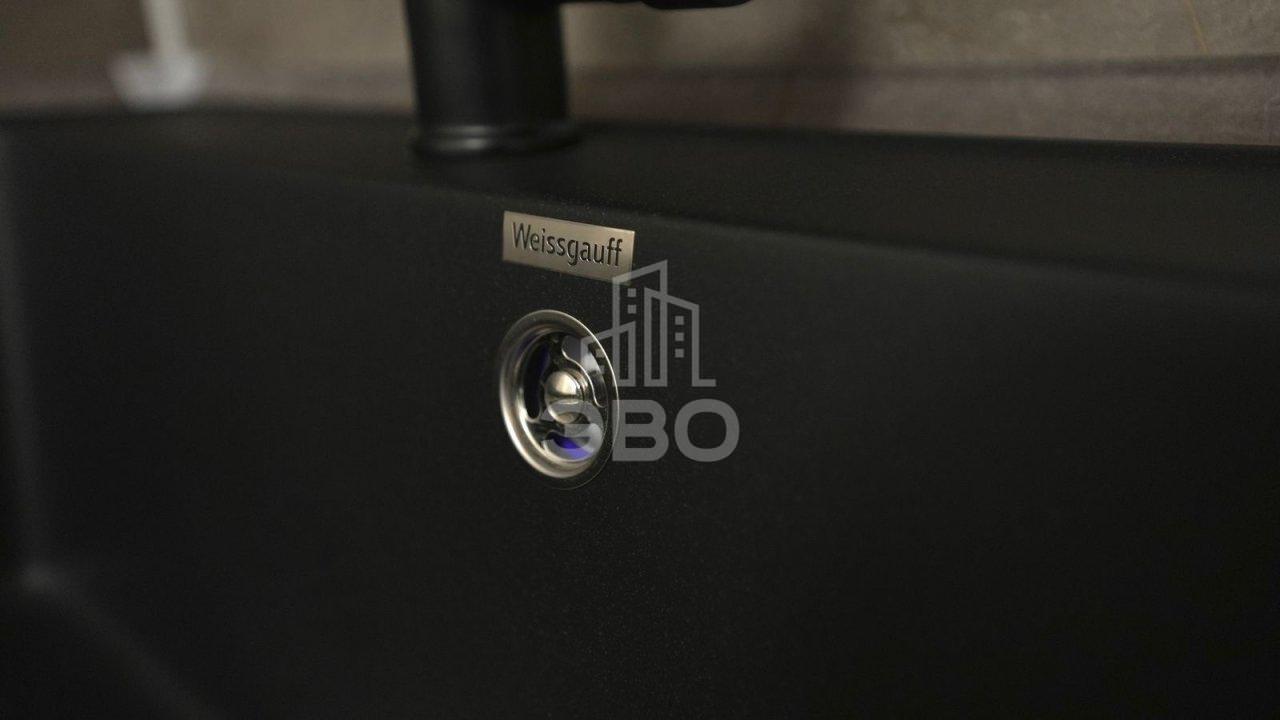 однокомнатная квартира в Санкт-Петербурге по адресу: Авиаконструкторов проспект, 54, строение 1