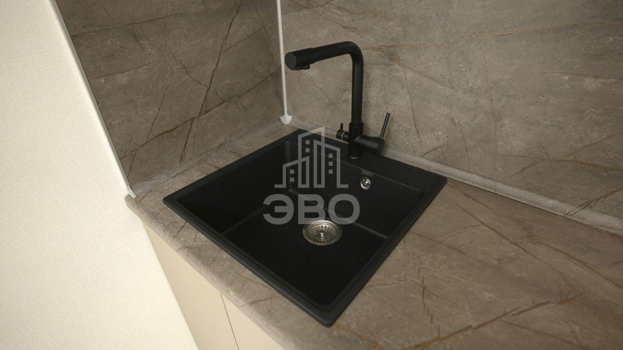 однокомнатная квартира в Санкт-Петербурге по адресу: Авиаконструкторов проспект, 54, строение 1