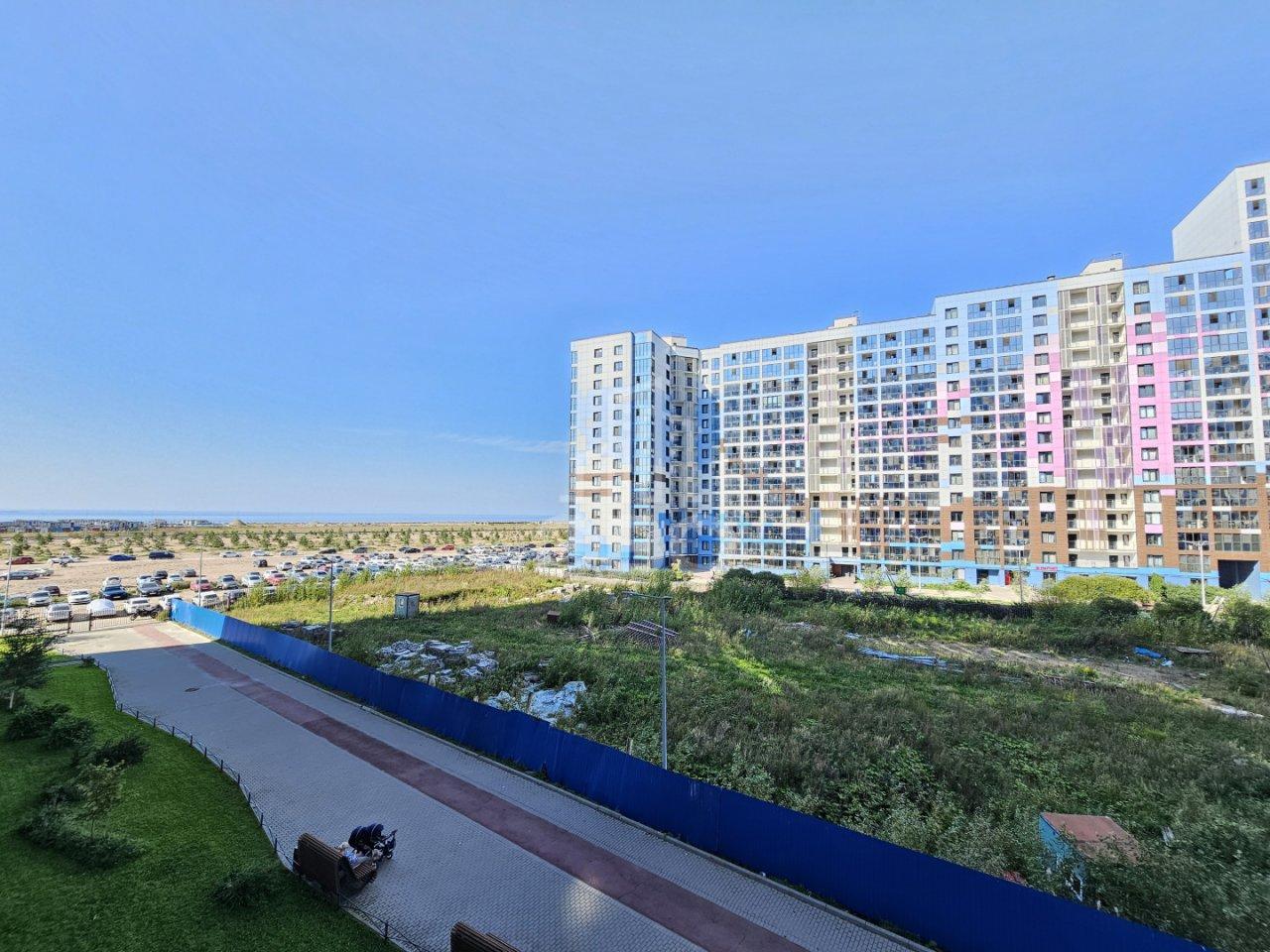 однокомнатная квартира в Санкт-Петербурге по адресу: Головнина б-р., 10, строение 1