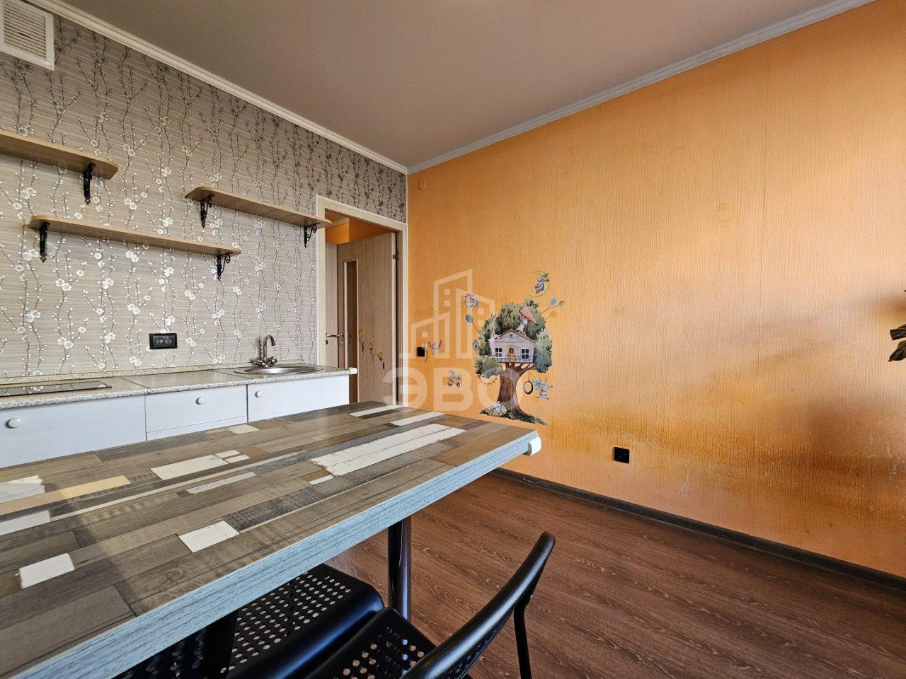 однокомнатная квартира в Санкт-Петербурге по адресу: Головнина б-р., 10, строение 1