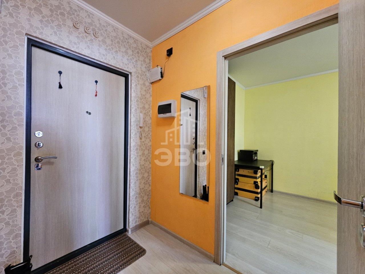 однокомнатная квартира в Санкт-Петербурге по адресу: Головнина б-р., 10, строение 1