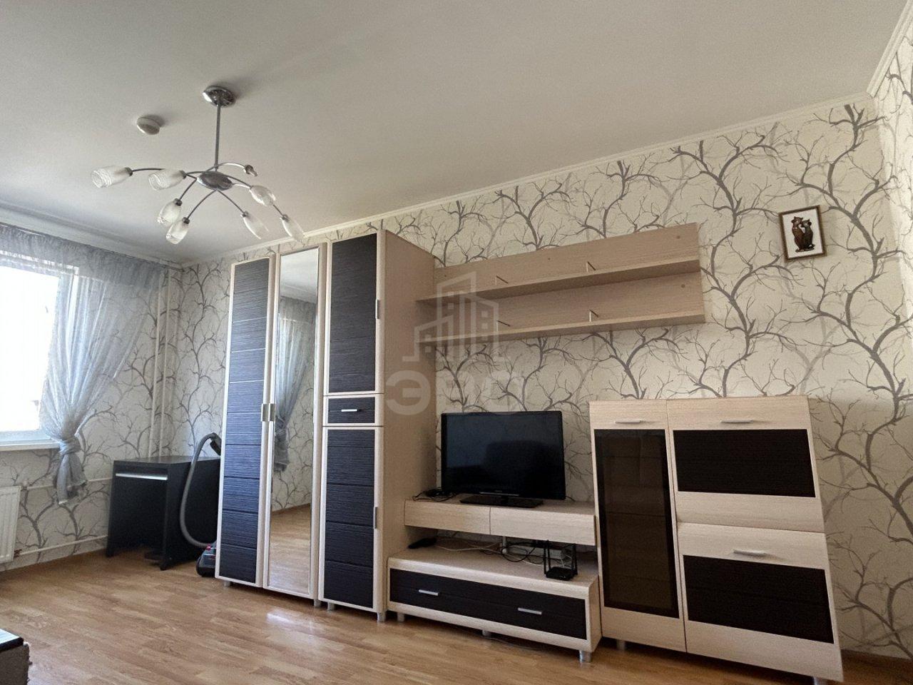 трехкомнатная квартира в Санкт-Петербурге по адресу: Ростовская ул., 1, литера А