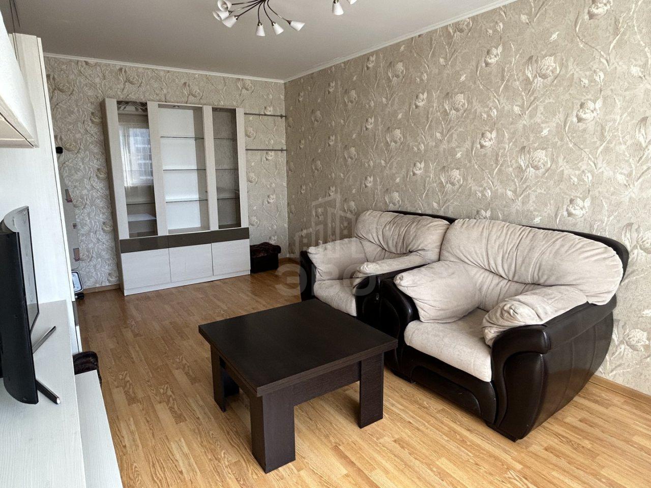 трехкомнатная квартира в Санкт-Петербурге по адресу: Ростовская ул., 1, литера А