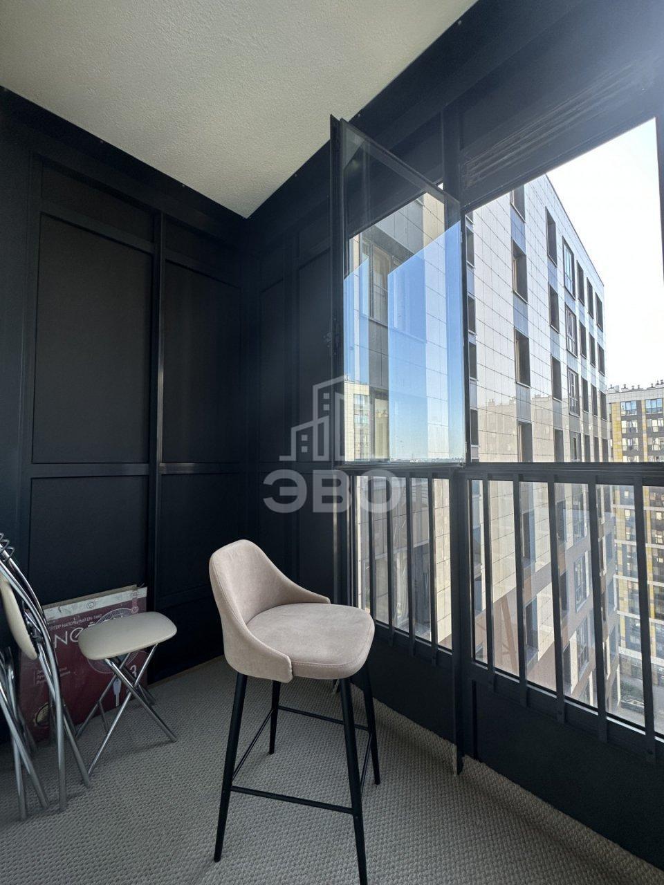 однокомнатная квартира в Санкт-Петербурге по адресу: Октябрьская наб., 34, к 5