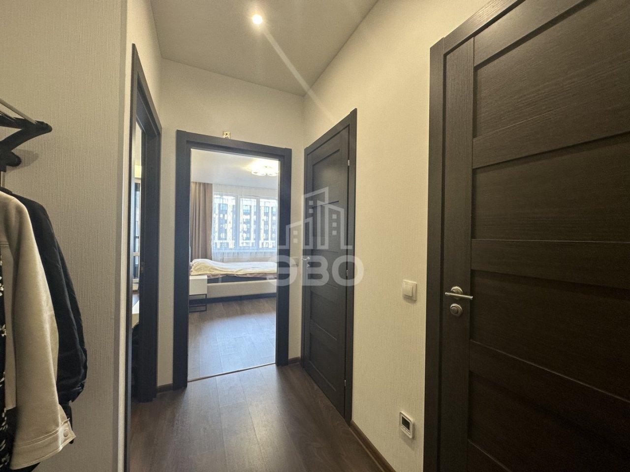 однокомнатная квартира в Санкт-Петербурге по адресу: Октябрьская наб., 34, к 5