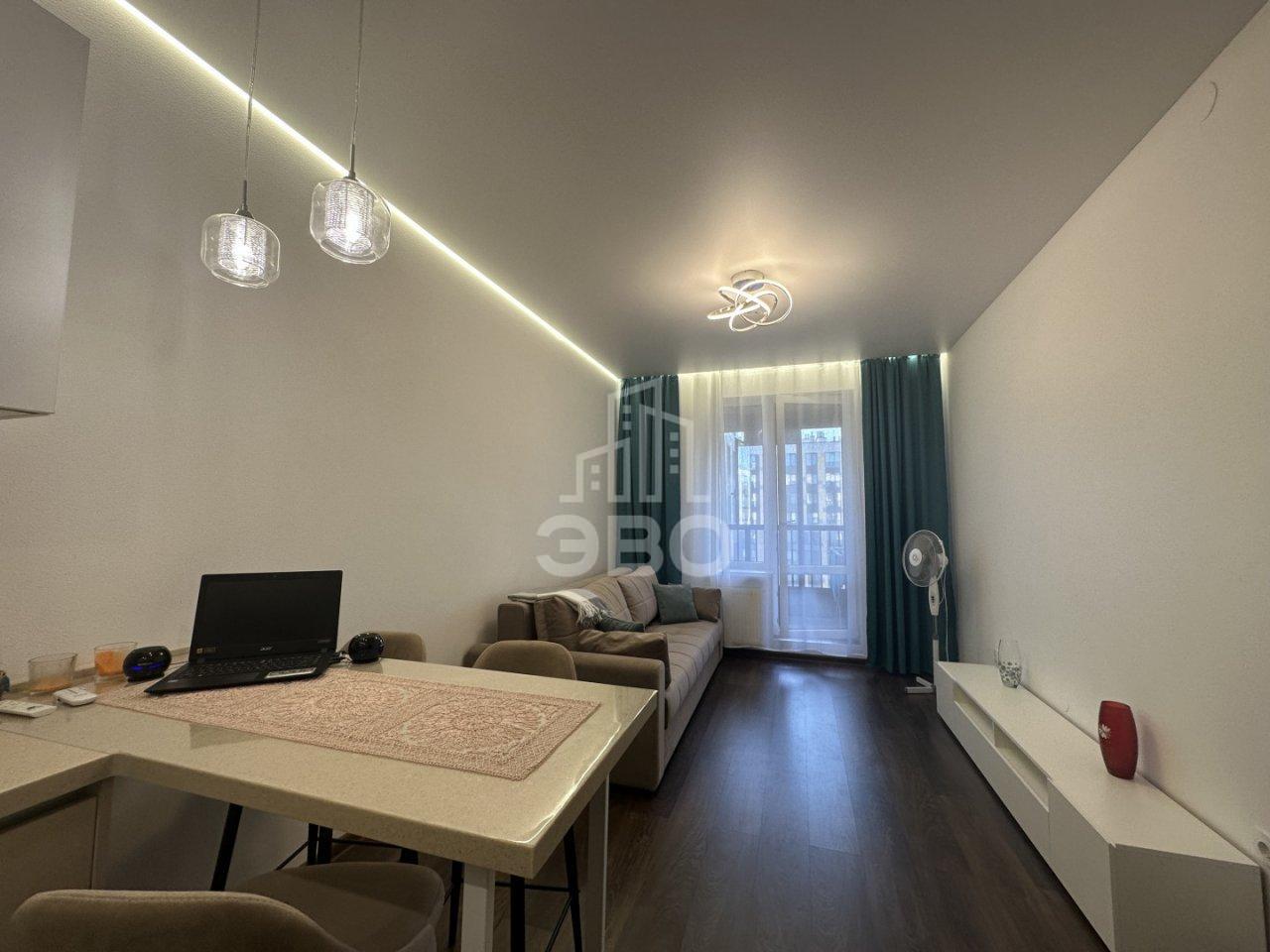 однокомнатная квартира в Санкт-Петербурге по адресу: Октябрьская наб., 34, к 5