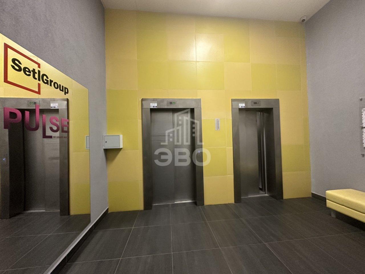 однокомнатная квартира в Санкт-Петербурге по адресу: Октябрьская наб., 34, к 5