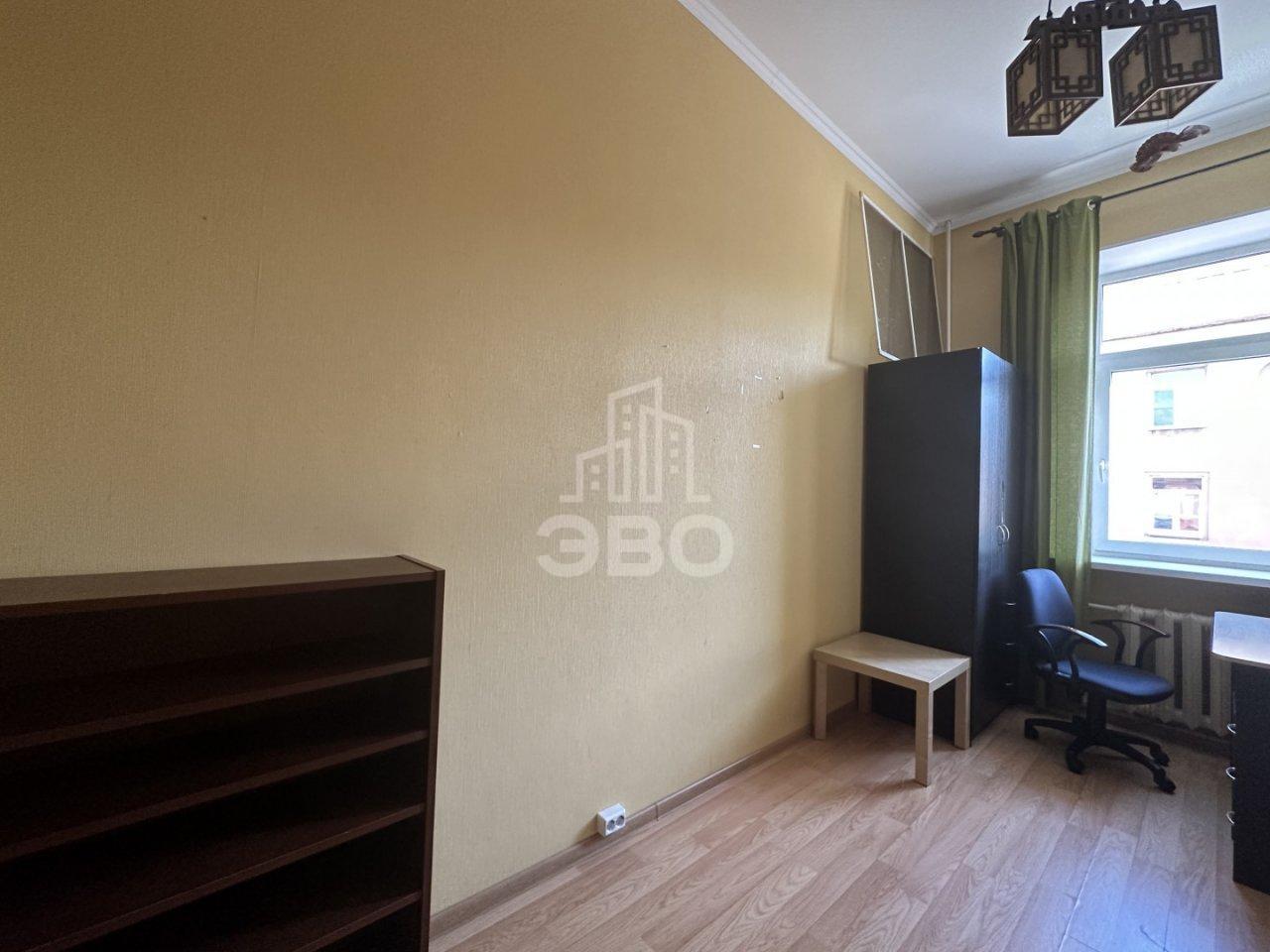 трехкомнатная квартира в Санкт-Петербурге по адресу: Ивановская ул., 15, литера А