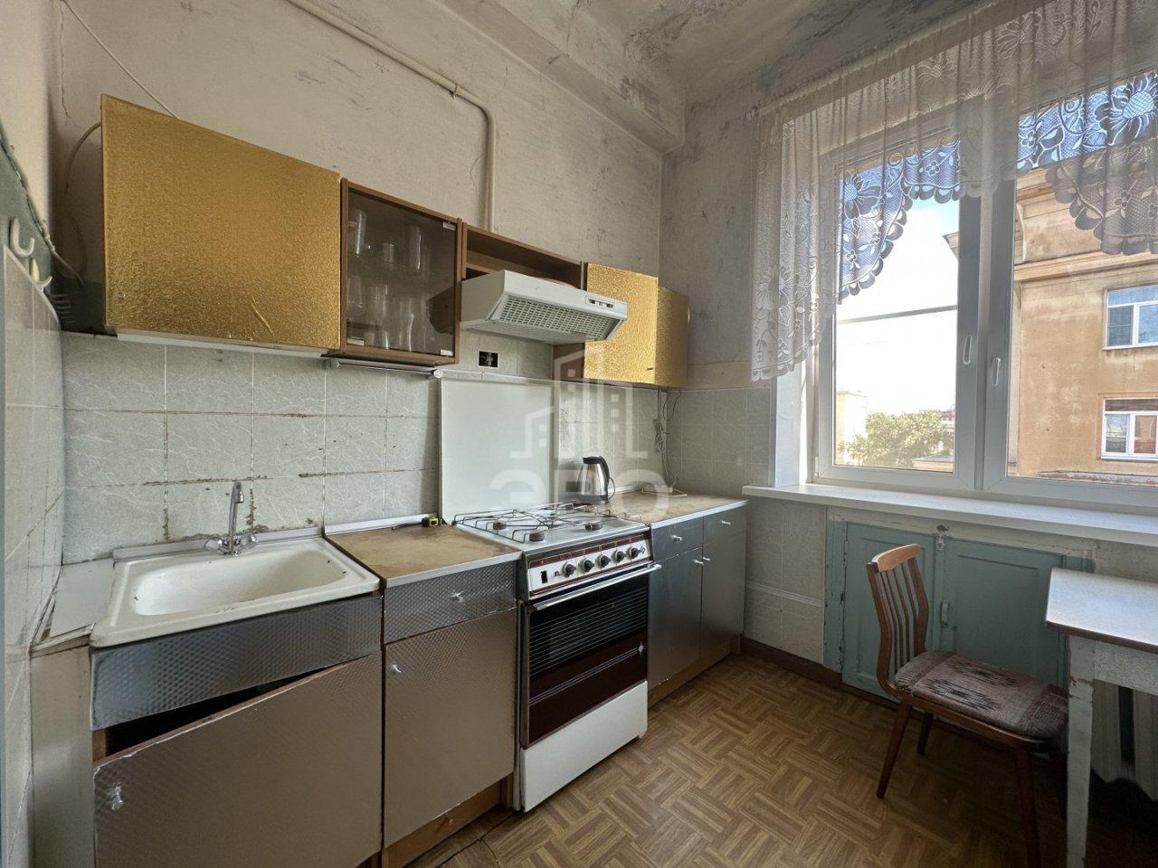 трехкомнатная квартира в Санкт-Петербурге по адресу: Ивановская ул., 15, литера А