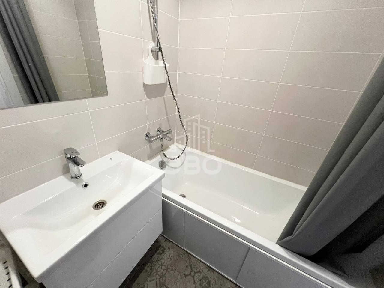 однокомнатная квартира в Санкт-Петербурге по адресу: Русановская ул., 18, к 6