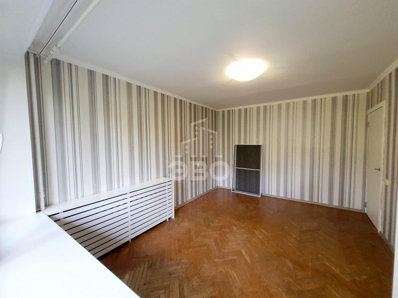 двухкомнатная квартира в Санкт-Петербурге по адресу: Орджоникидзе ул., 33