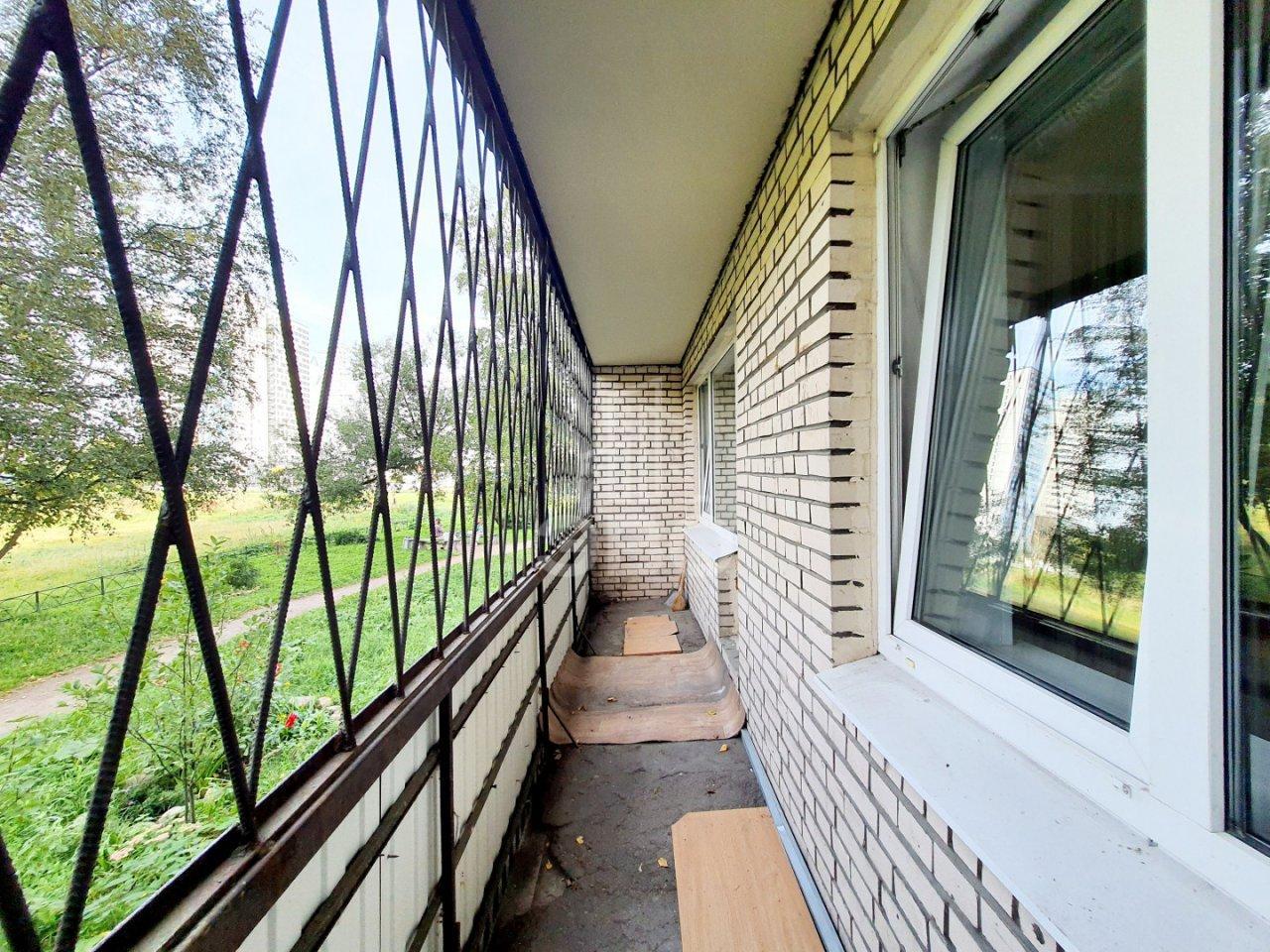 двухкомнатная квартира в Санкт-Петербурге по адресу: Орджоникидзе ул., 33