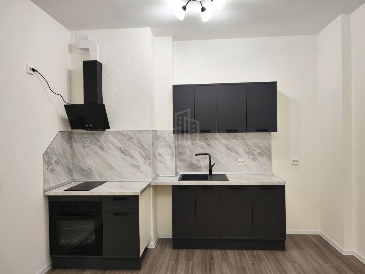 однокомнатная квартира в Санкт-Петербурге по адресу: Октябрьская наб., 40, строение 1