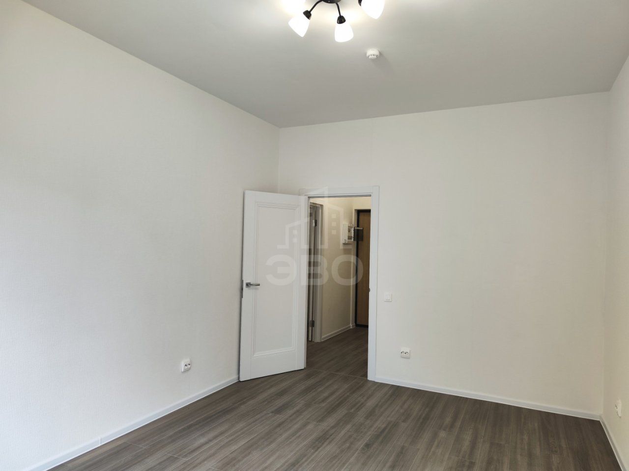 однокомнатная квартира в Санкт-Петербурге по адресу: Октябрьская наб., 40, строение 1