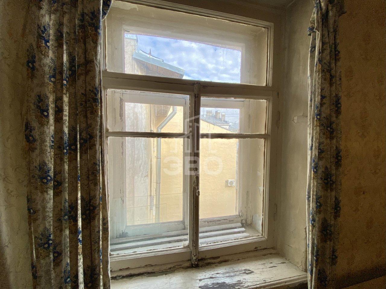 комната в Санкт-Петербурге по адресу: Бронницкая ул., 10, литера А