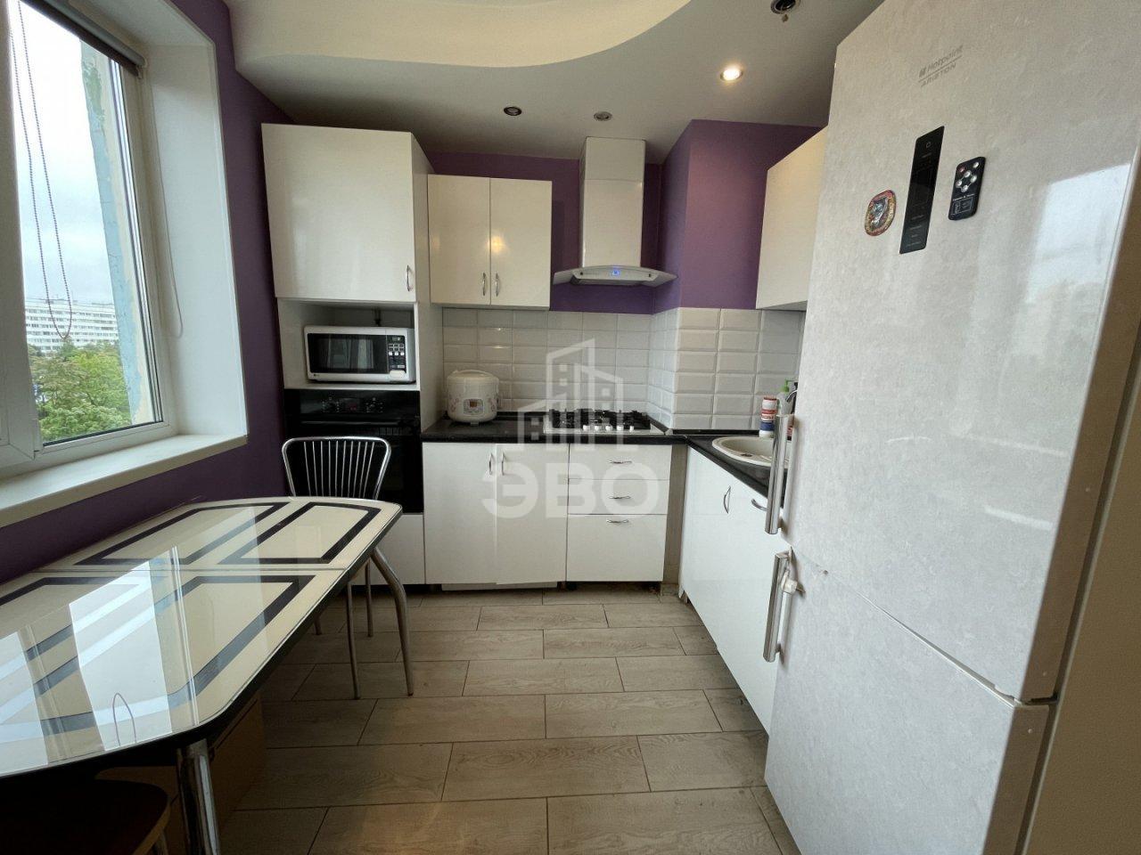 однокомнатная квартира в Санкт-Петербурге по адресу: Культуры проспект, 12, к 1