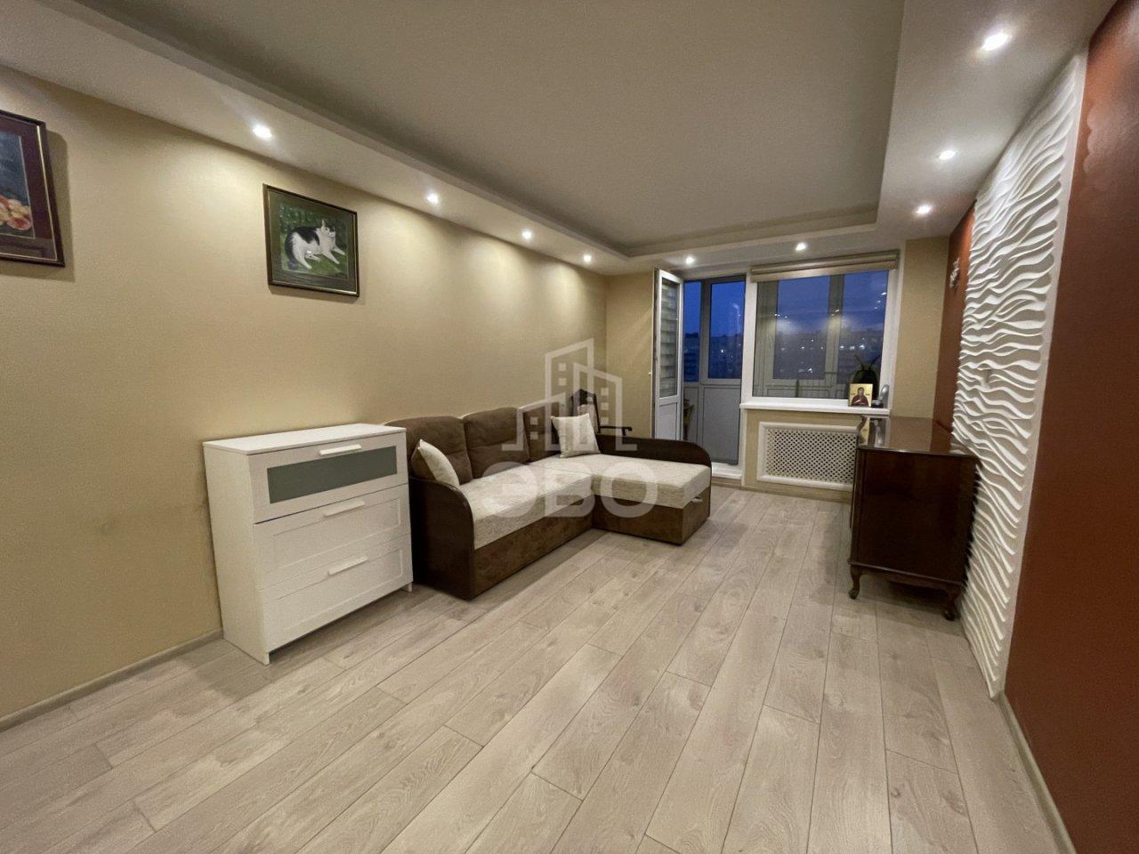 однокомнатная квартира в Санкт-Петербурге по адресу: Культуры проспект, 12, к 1